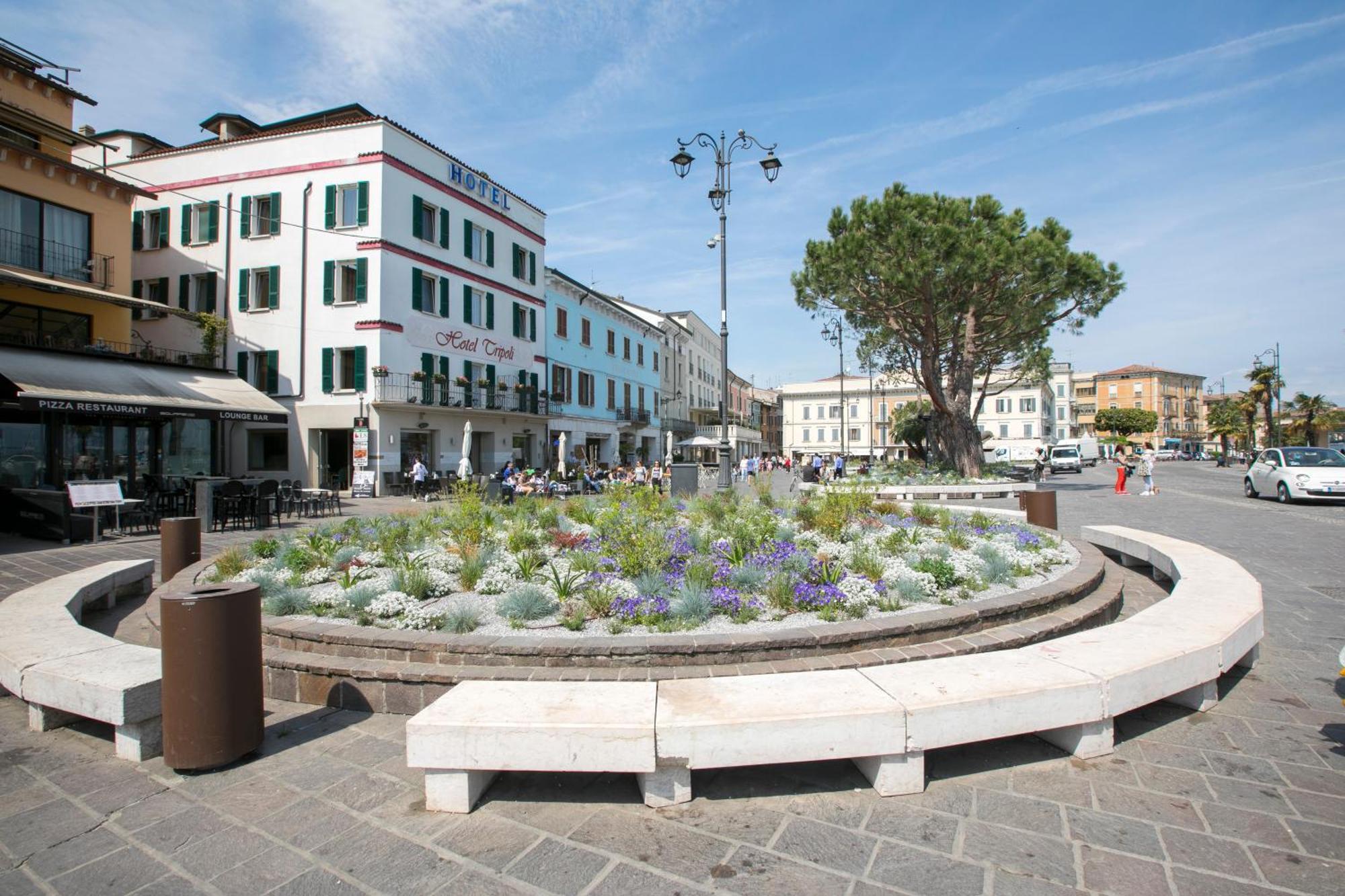 Almavite Wine Resort With Pool Desenzano del Garda Eksteriør billede