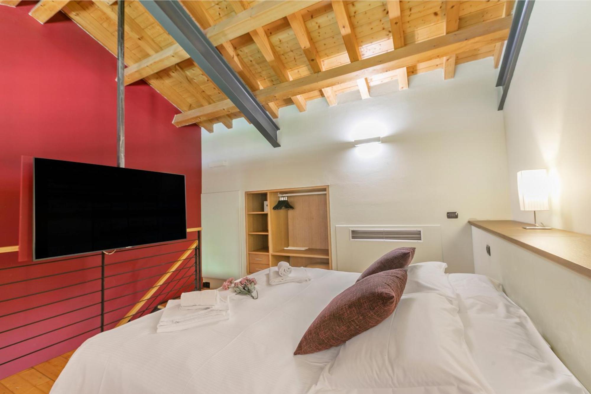 Almavite Wine Resort With Pool Desenzano del Garda Eksteriør billede
